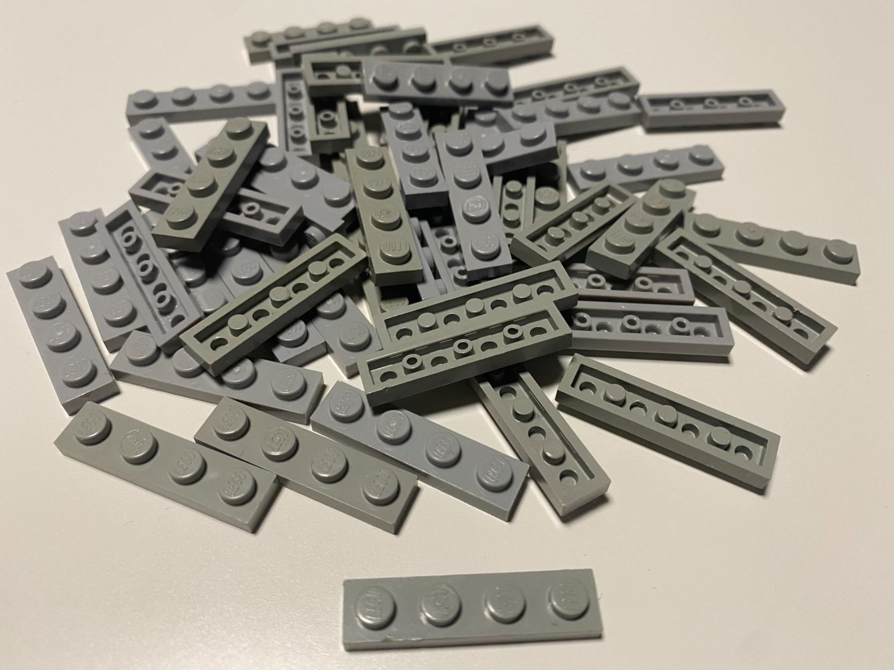Lego Giocattoli: LEGO - 50 - GRAUE - EINERPLÄTTLI - 4 X 1 – Usato da Gelterkinden venduto da ajdt4