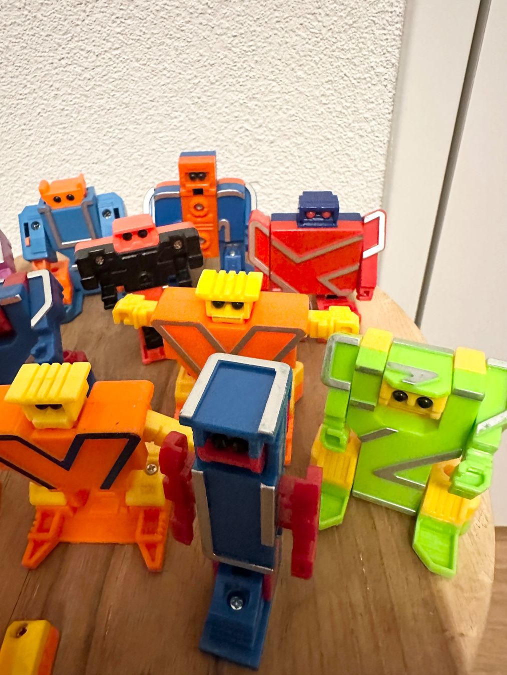 Jouets: 14 Lakeshore Alpha-Bots Buchstaben-Roboter transformers – D'occasion à Baar par Mic_vL 4