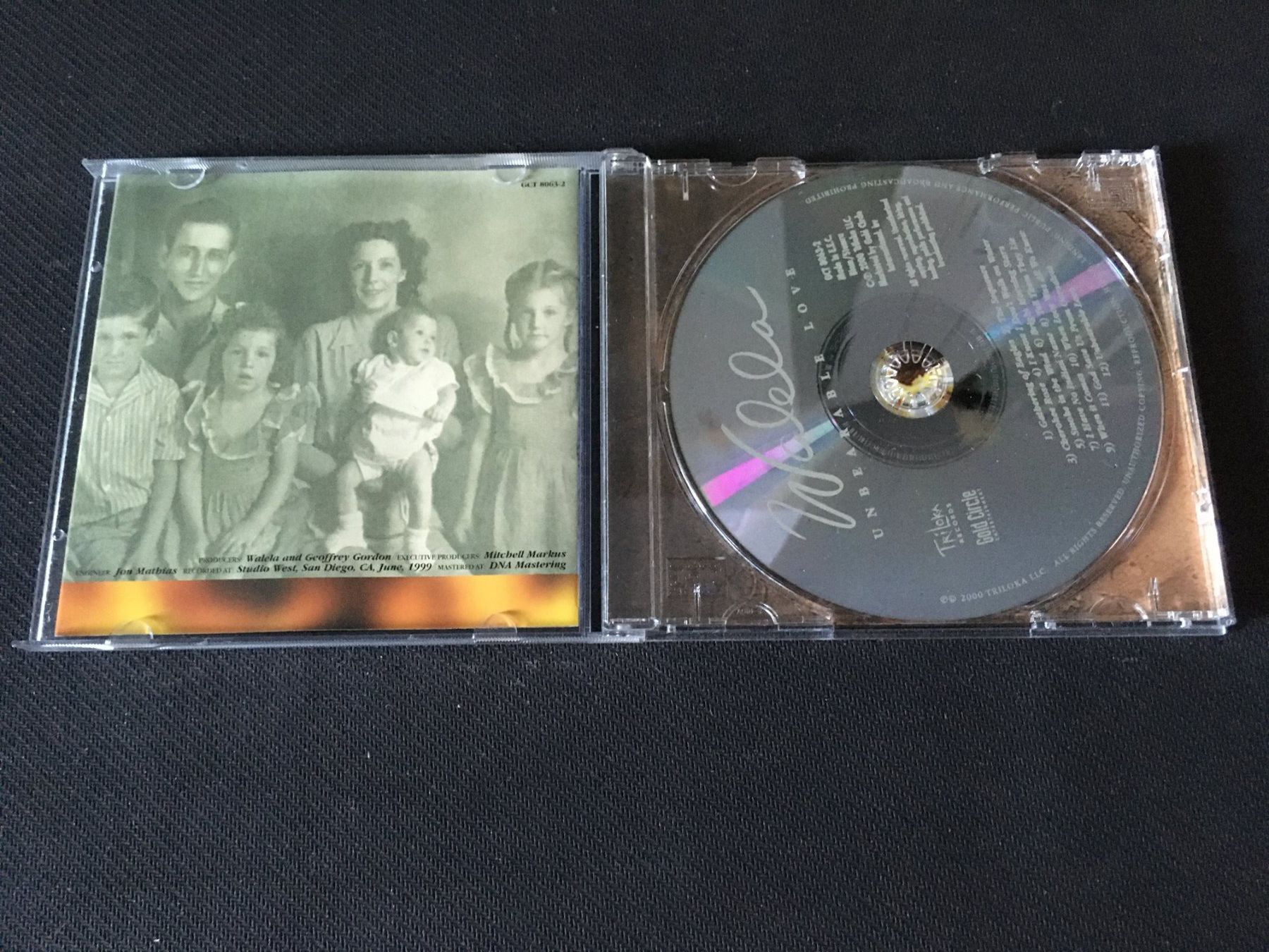 CD: Walela – Unbearable Love -CD- – Usato da St.Gallen venduto da MedienJoe 1