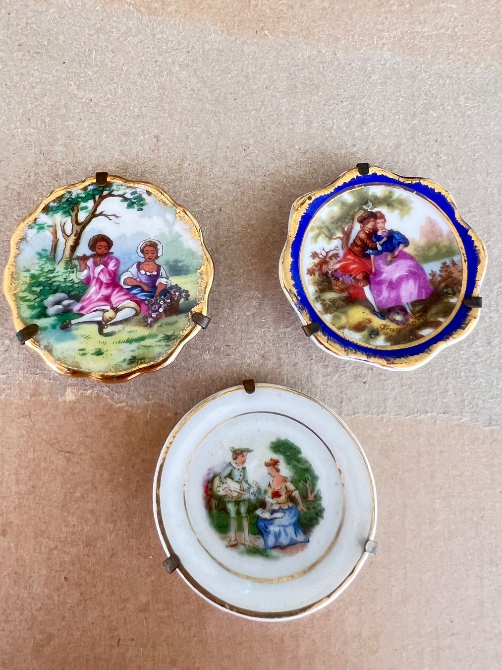 Piatti: 3 miniature Limoges plates – Nuovo (secondo la descrizione) da Lausanne venduto da NYC67