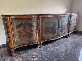 Elegantes Sideboard im Neobarock-Stil – massiv & dekorativ