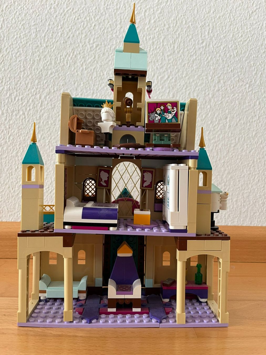 Lego Baukästen: Lego 41167- Schloss Arendelle – Gebraucht aus Muttenz von Juvenile33 1