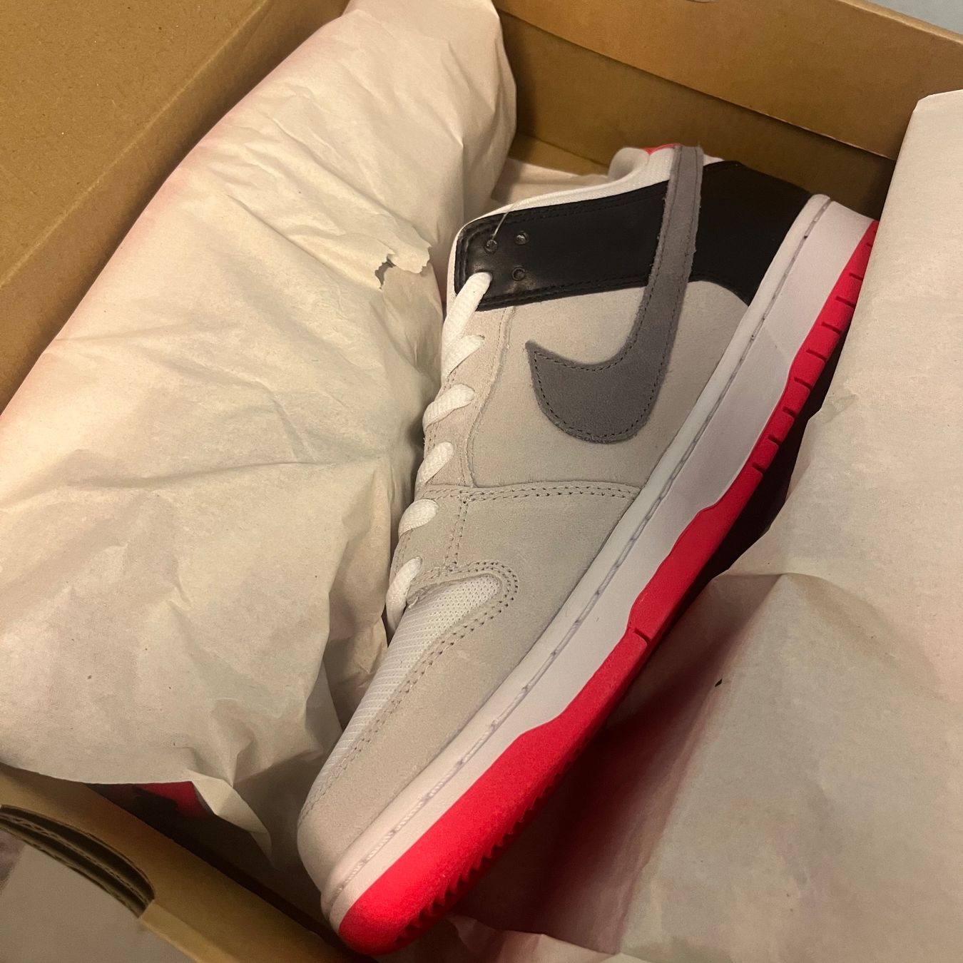Nike Scarpe da uomo: Nike Dunk SB Low Infrared – Nuovo (secondo la descrizione) da Winterthur venduto da LaBodega