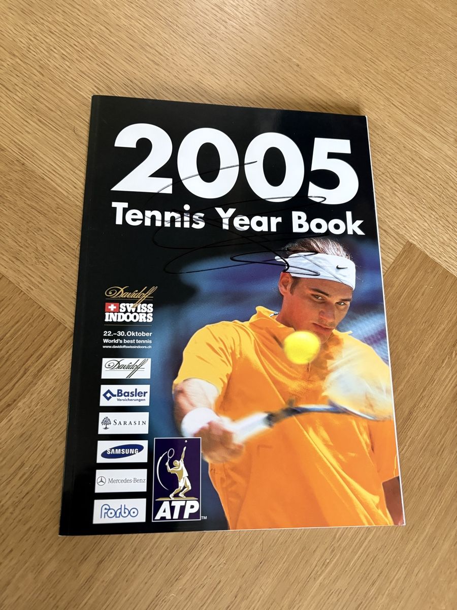 Autogramme: Roger Federer Autogramm / 4 Tennis Year Book  – Gebraucht aus Riehen von Grayje4 2