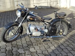 Universal B50 - Veteran