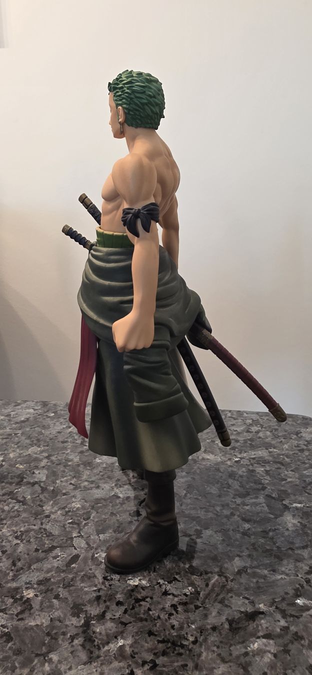 Statuette: One Piece Lorenor Zorro Anime Figur – Nuovo (secondo la descrizione) da Flawil venduto da Heartbreaker 1