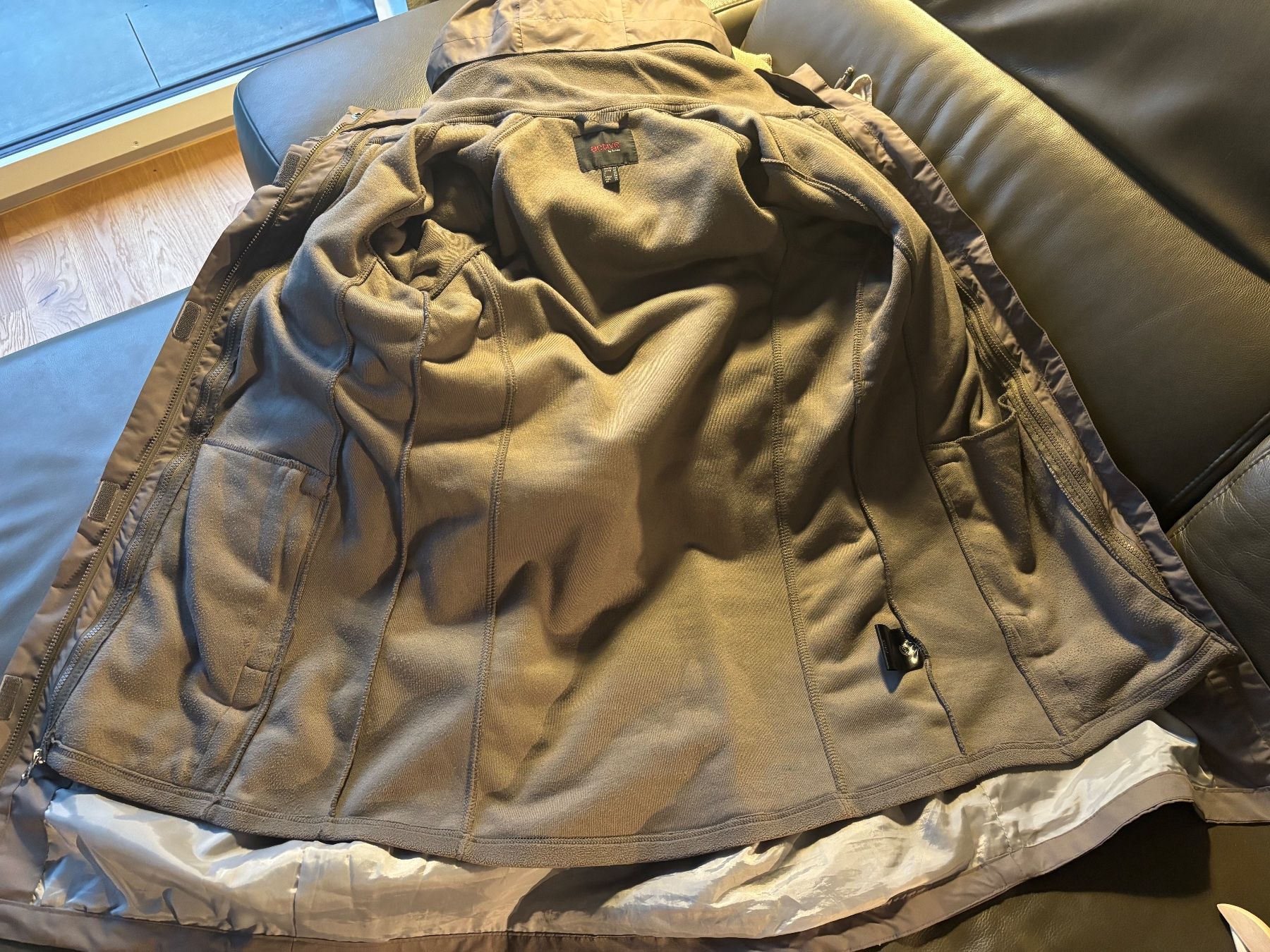 Tchibo Mäntel: Damen Mantel beige / braun Gr 40 – Gebraucht aus Niederrohrdorf von Wimabu531 2