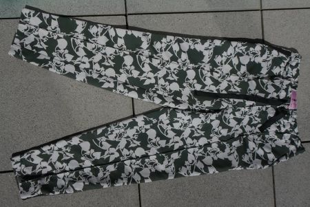 Hose Lieblingsstück Gr 40 grün oliv weiss Stoffhose Galon