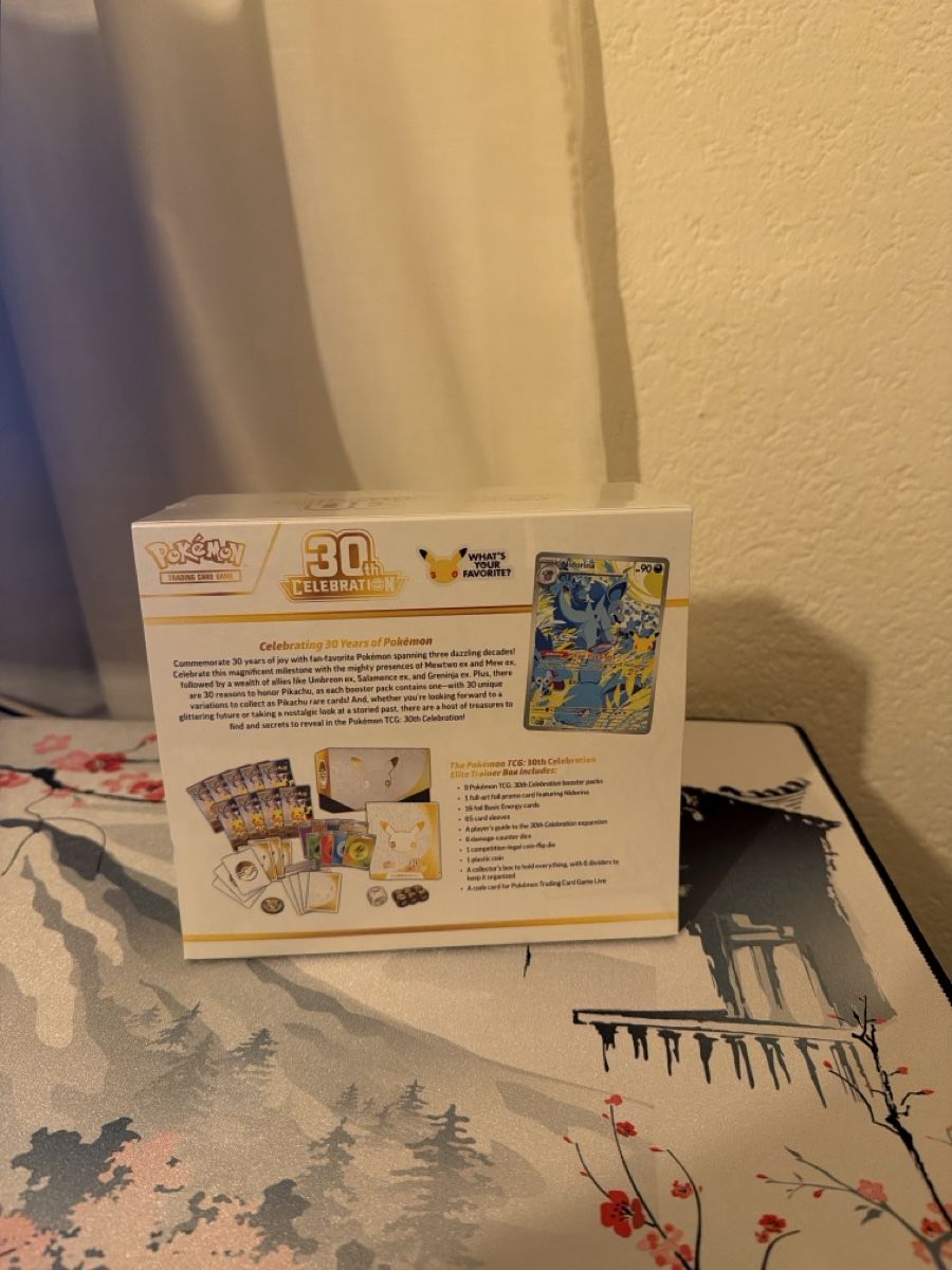Pokémon Carte collezionabili: Pokemon 30th ETB (EN) – Nuovo e nell'imballaggio originale da Uster venduto da tgo_6dym 1