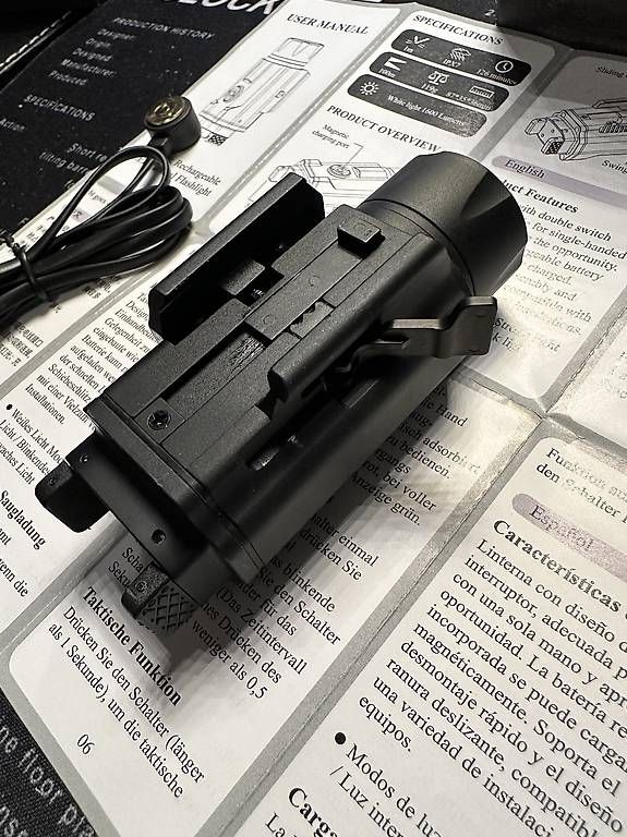 Lampade: Gun Light 1600lm – Usato da Römerswil LU venduto da Wemont 3