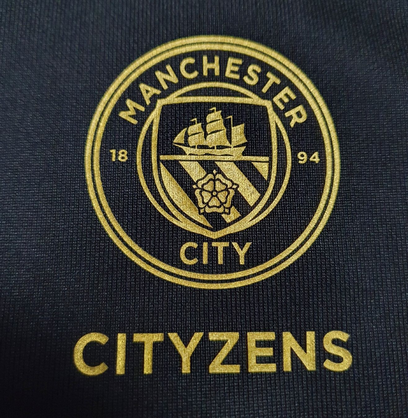 Giacche: Manchester City Legends Track Jacket Gr. M – Nuovo (secondo la descrizione) da St. Gallen venduto da CaliSunshine 3