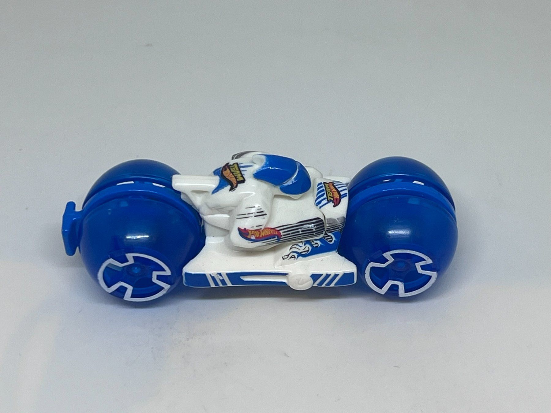 Hot Wheels Modellini d'auto: Hot Wheels Motor Cycles #362 – Usato da Wildegg venduto da LaaBoutique 1