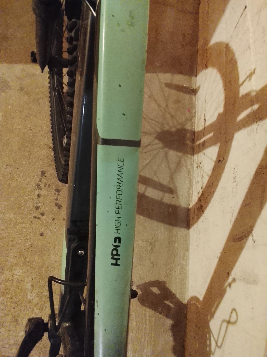 Leopard Velos: Leopard Dynamite Velo, 26 Zoll, Sommer-Velotraum! 🚲💨 – Defekt aus Effretikon von SEMOUNA 1