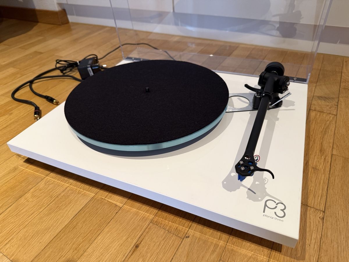 Rega Giradischi: Rega Planar P 3 mit Elys 2 – Usato da Luzern venduto da drt_p7b9 2