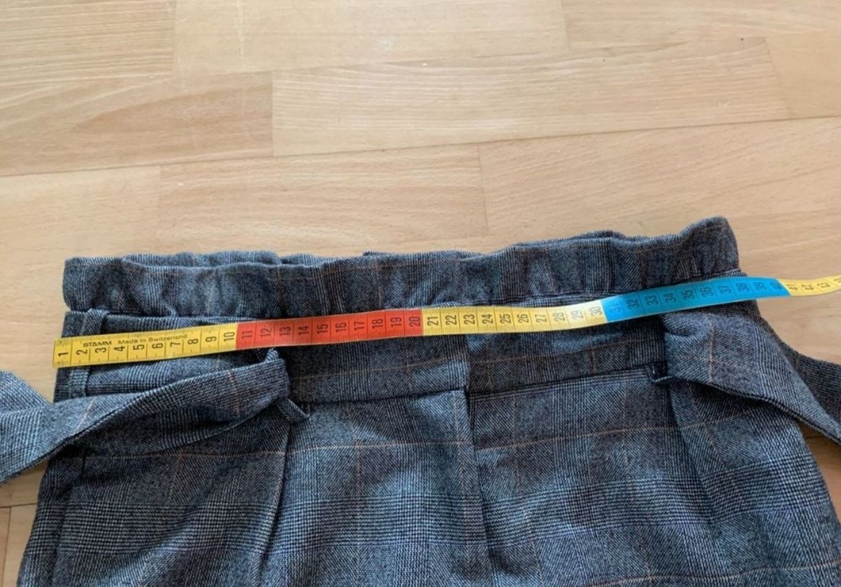 Pantaloni: Hose Gr. 36 – Usato da Stettlen venduto da gpa18 4