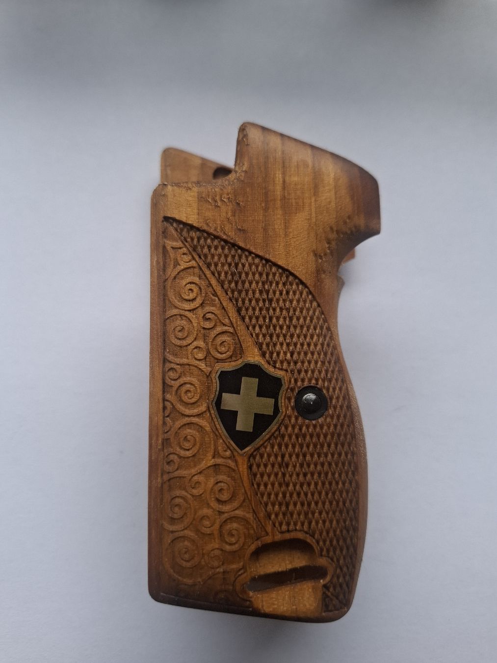 Articoli in legno: Nussbaum Griffschalen für die Sig P210  – Nuovo (secondo la descrizione) da Rothrist venduto da griffe