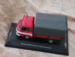 Modellauto Barkas B1000 Pritsche /Plane Feuerwehr, wie neu!
