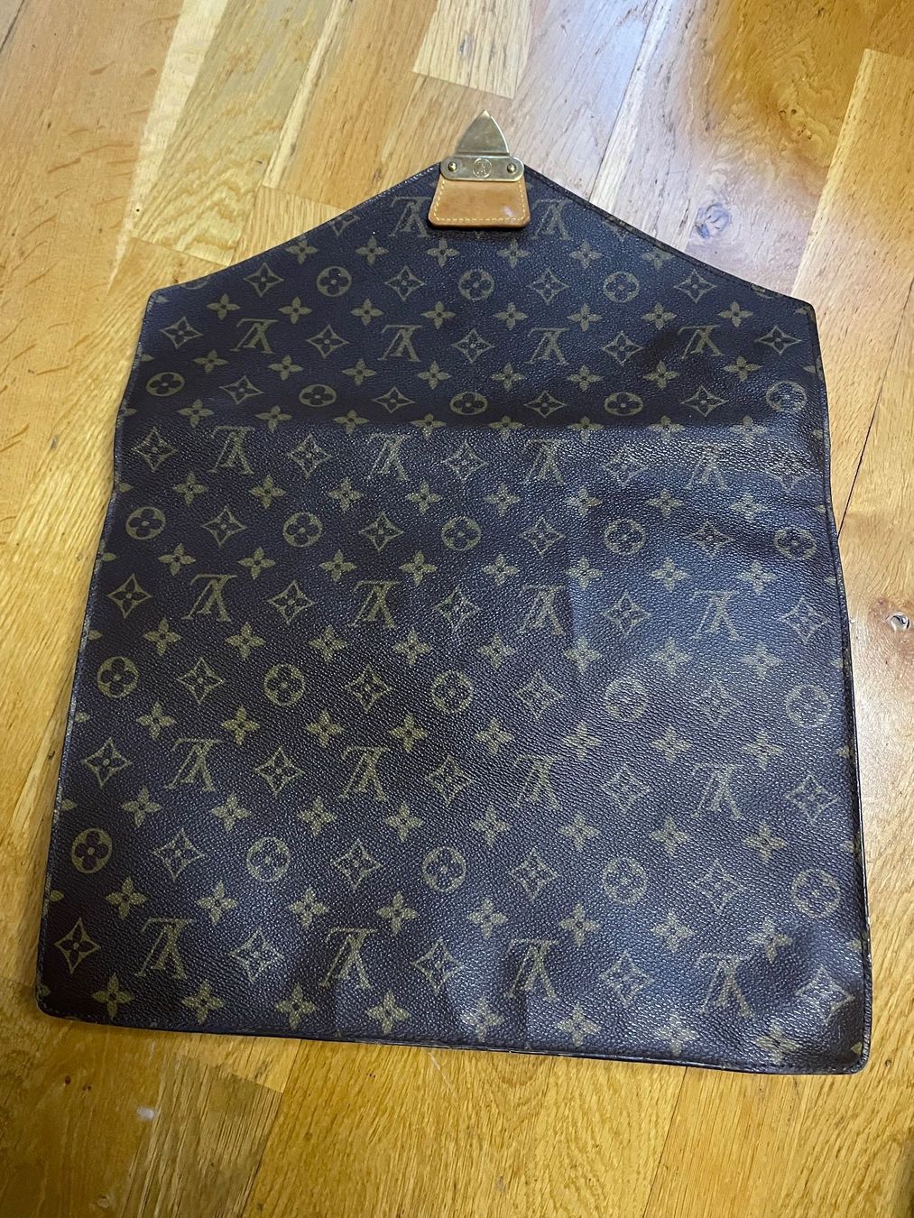 Louis Vuitton Koffer & Taschen: Louis Vuitton Serviette Conseiller Monogram – Porte-document – Gebraucht aus Genève von step909 1