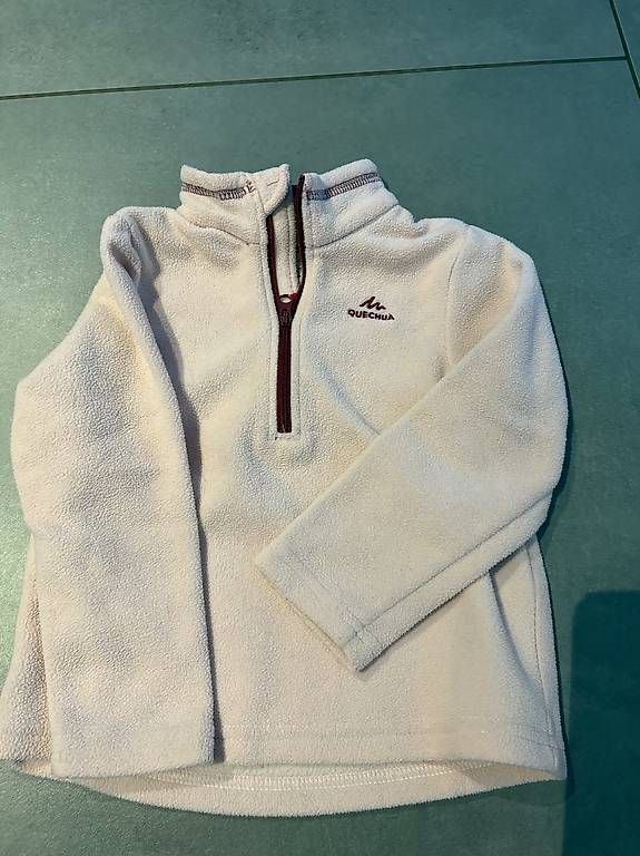 Pulls et sweat-shirts: Polaires chaudes – D'occasion à Semsales par lor_2lvn 1