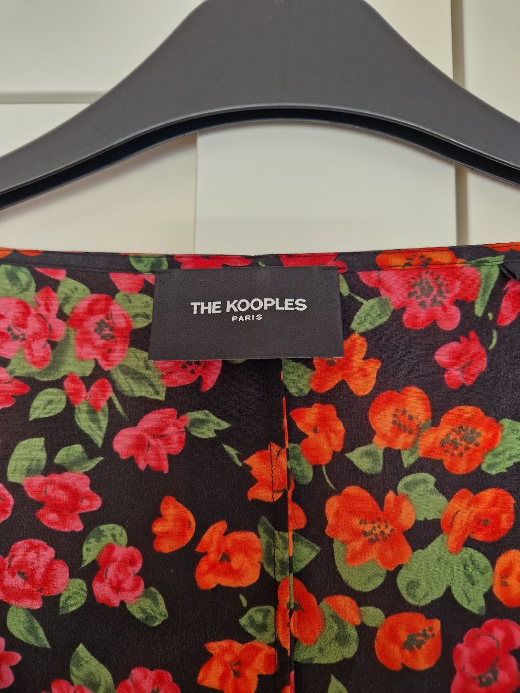 Kooples Camicette: Blouse en Soie The Kooples, T3 – Nuovo (secondo la descrizione) da Pully venduto da Patriciaeve 2