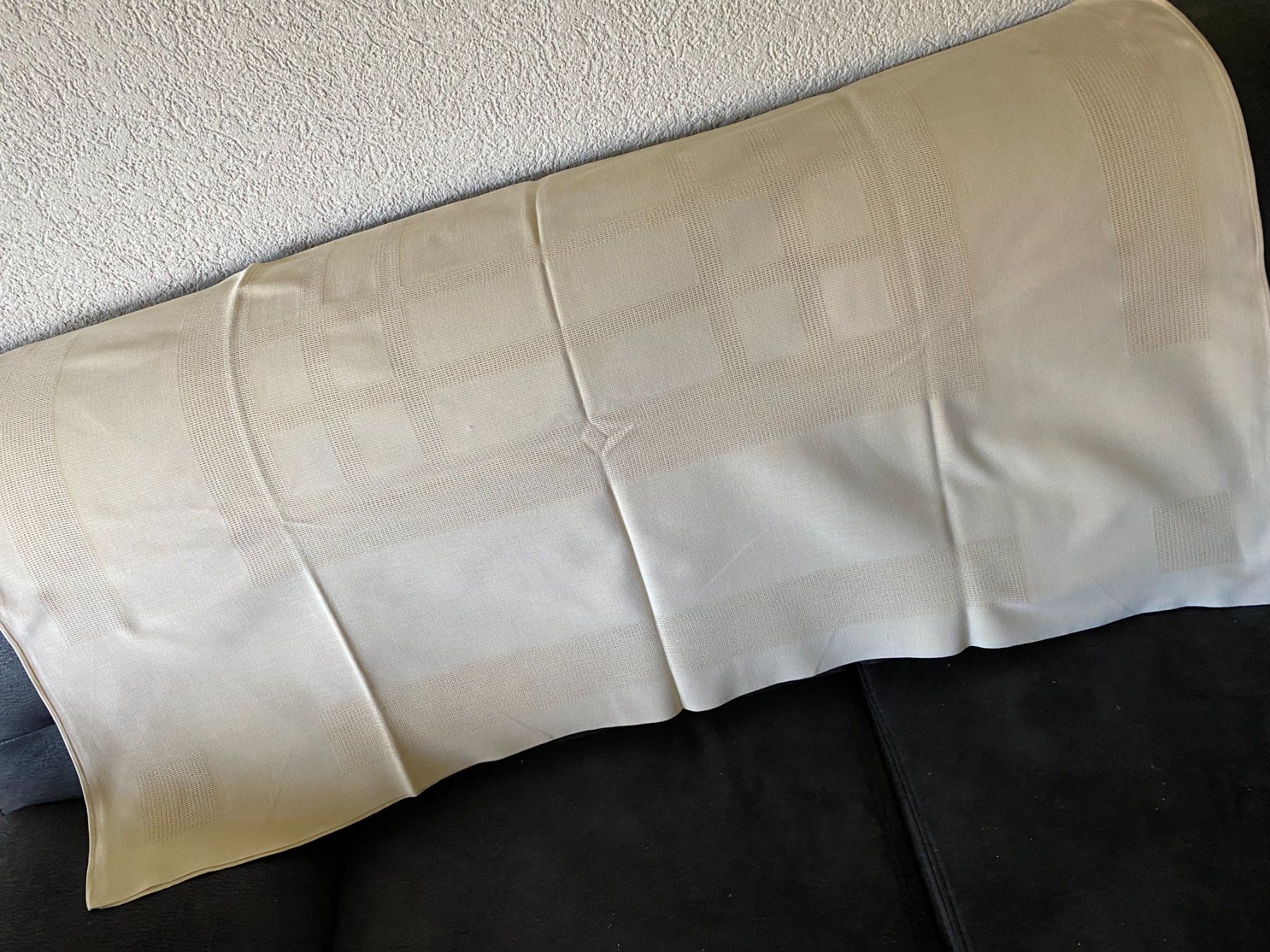 Sonstige Tischwäsche: Tischtuch hellgelb ca 116x130cm – Gebraucht aus Allenwinden von Obalu 1