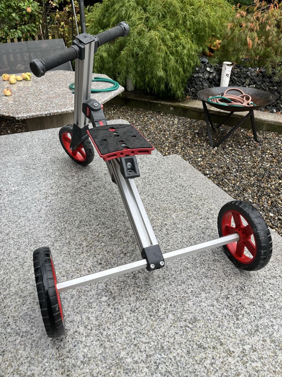 Veicoli per bambini: Trottinett / Dreirad / Infento Make & Move Kit – Usato da Uster venduto da Baracuda04