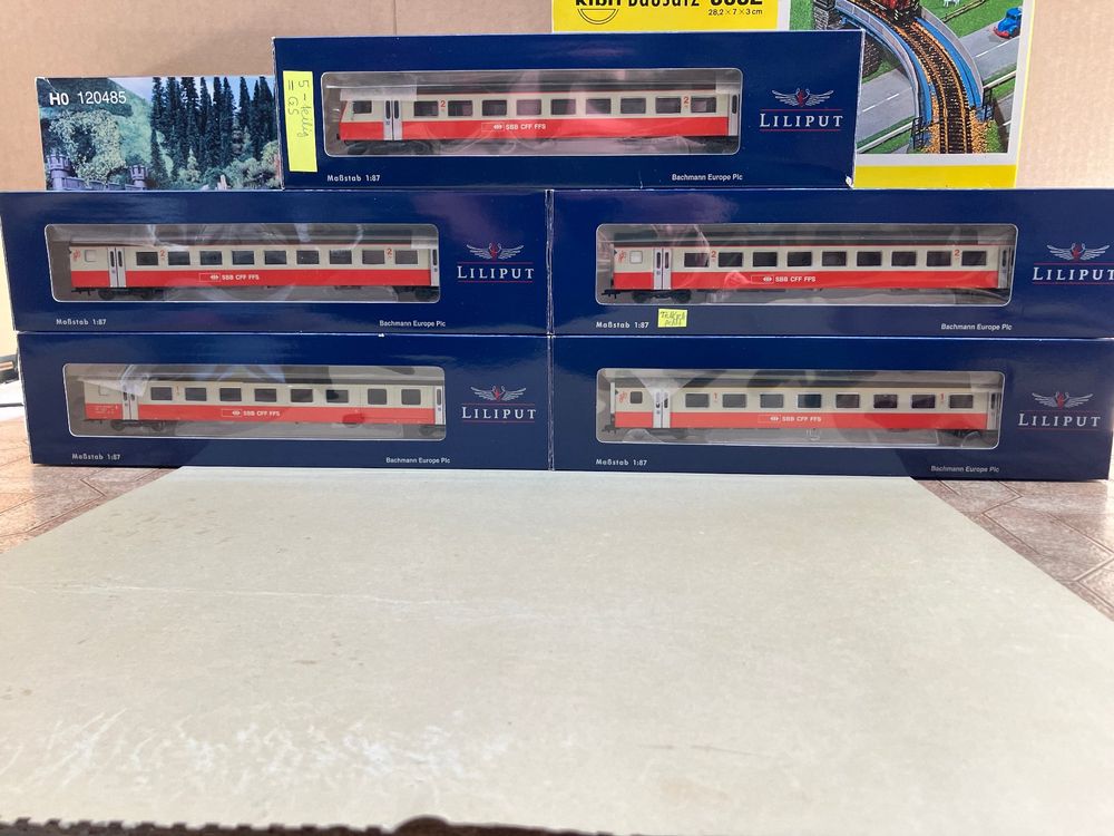Liliput Modelleisenbahnen: Liliput 5-teilige Komposition Swiss Express EW III, Epoche V – Gebraucht aus Neuendorf von sitek071