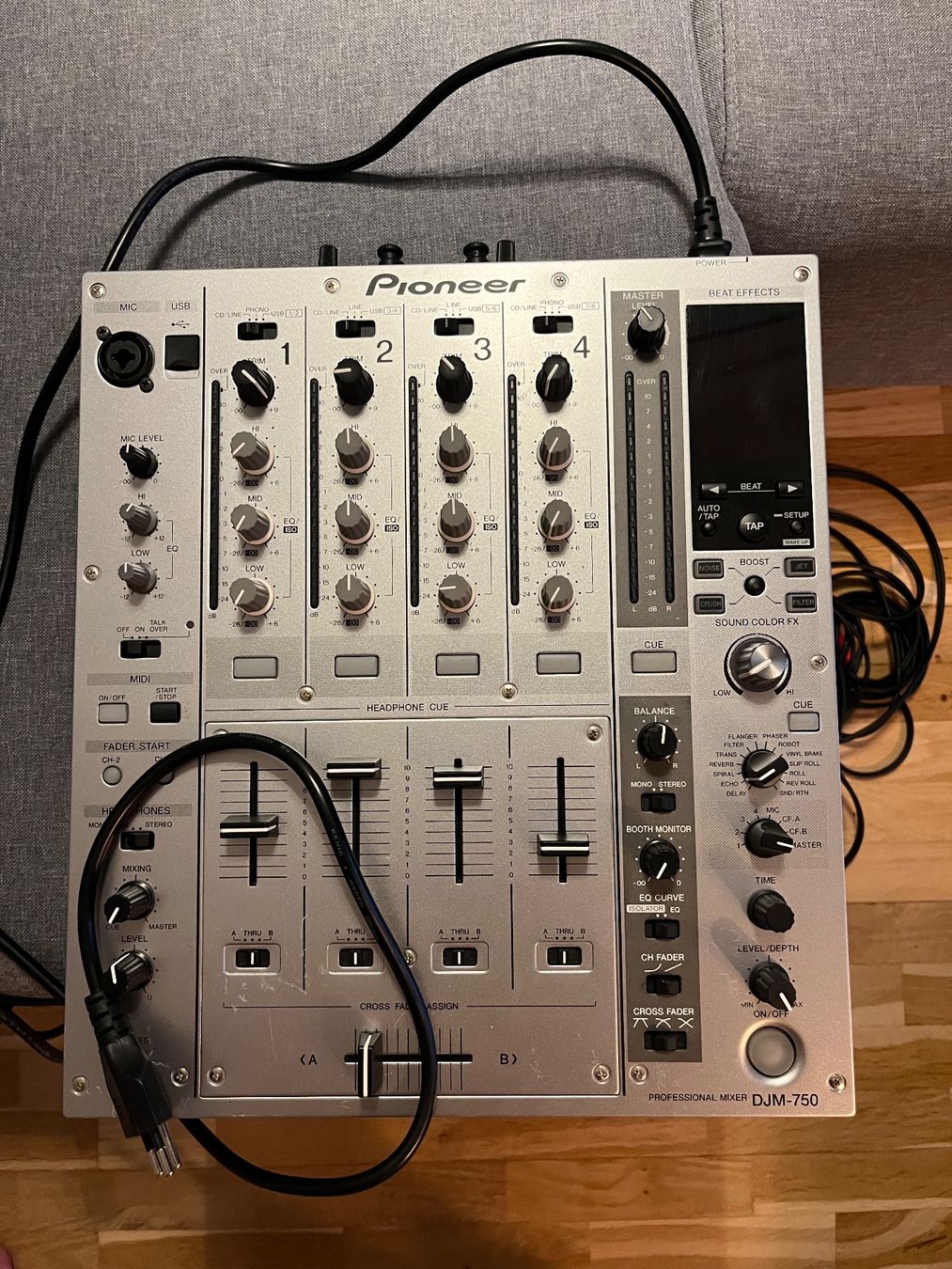 Pioneer Console di mixaggio: Mischpult Pioneer DJM-750S – Usato da Zürich venduto da liechmi 1