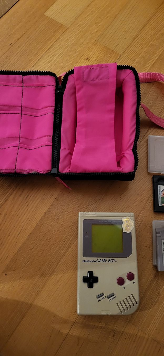 Nintendo Console: Game Boy mit 6 Spielen und Etui – Usato da Biglen venduto da Angel800 2