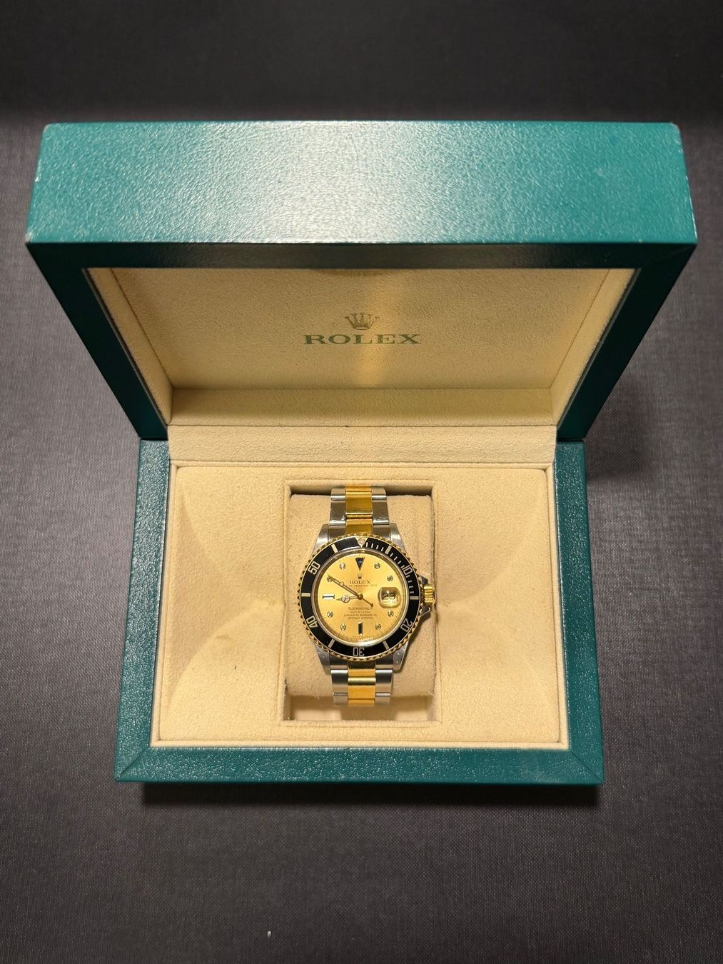 Rolex Orologi: ROLEX - SUBMARINER DATE - SERTI DIAL (SULTAN) – Usato da Baden venduto da Gilani_Lux_AG 3