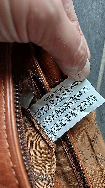 Sacs femmes: Umhängetasche – D'occasion à Boningen par evely03
