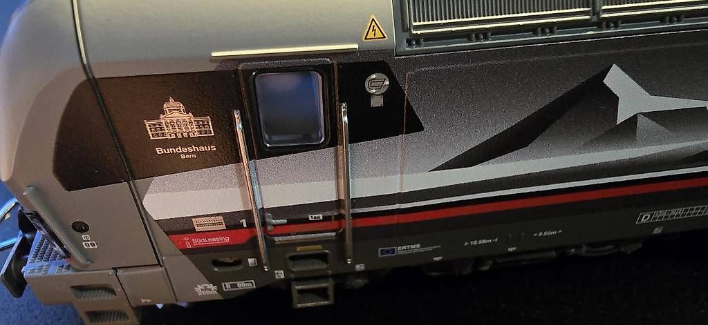 Modellini di ferrovie: SBB Vectron Bundeshaus – Usato da Ebikon venduto da Mr.Busdriver 2