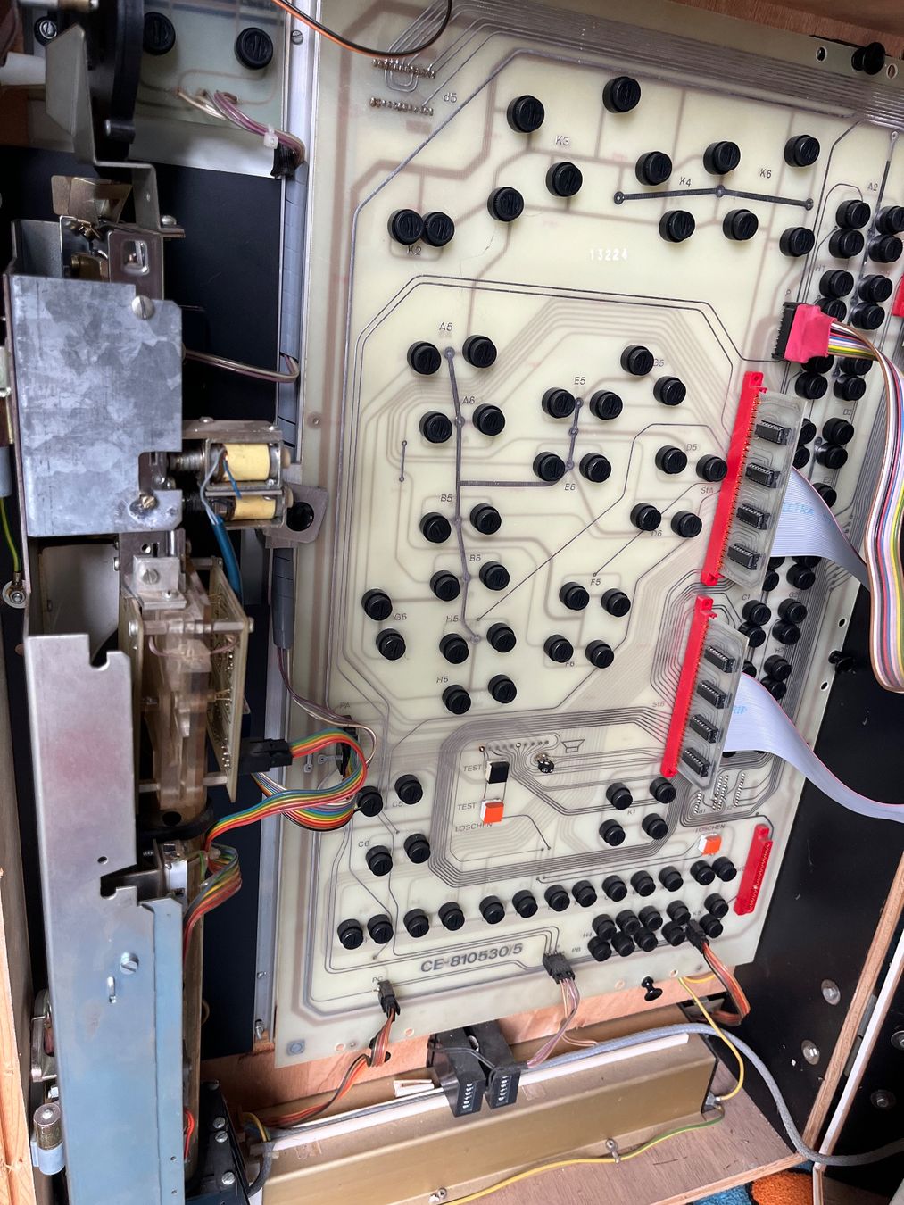 Machines à sous: Spielautomat "Lukas" – Défectueux à Basel par Clopatra 2