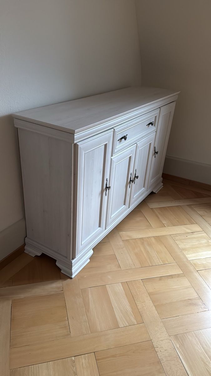 Cassettiere: Sideboard weiss Holzoptik – Usato da Zürich venduto da cha_zf9f