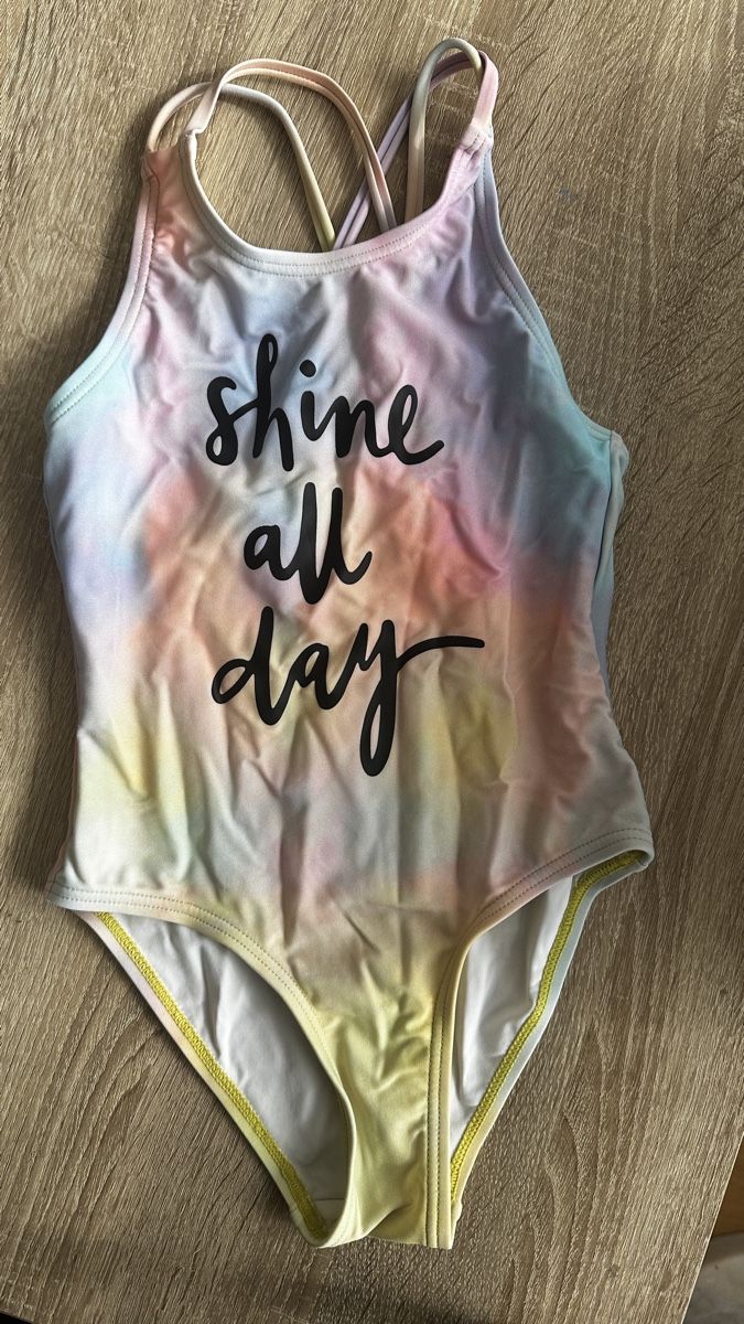 Costumi da bagno & Bikini: Mädchen Badeanzug Gr. 128 bunt Batik Look – Usato da Winterthur venduto da -BeHappy24-
