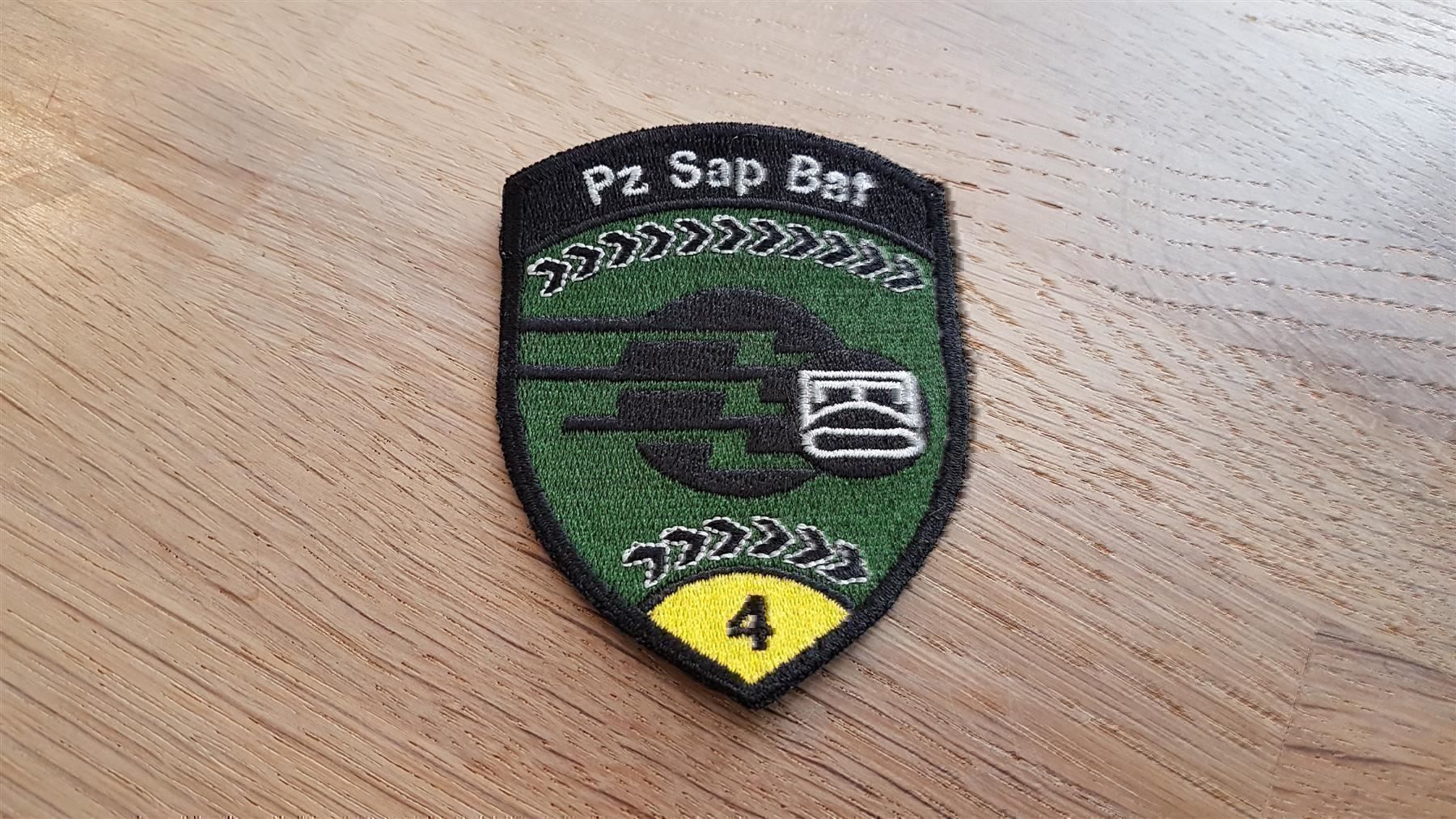 Placchette & Badge: Badge Pz Sap Bat 4 gelb – Usato da Erlinsbach venduto da S700