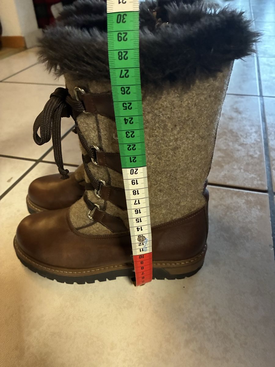 Chaussures femmes: Winterstiefel – D'occasion à Jens par Yvanbnc 6