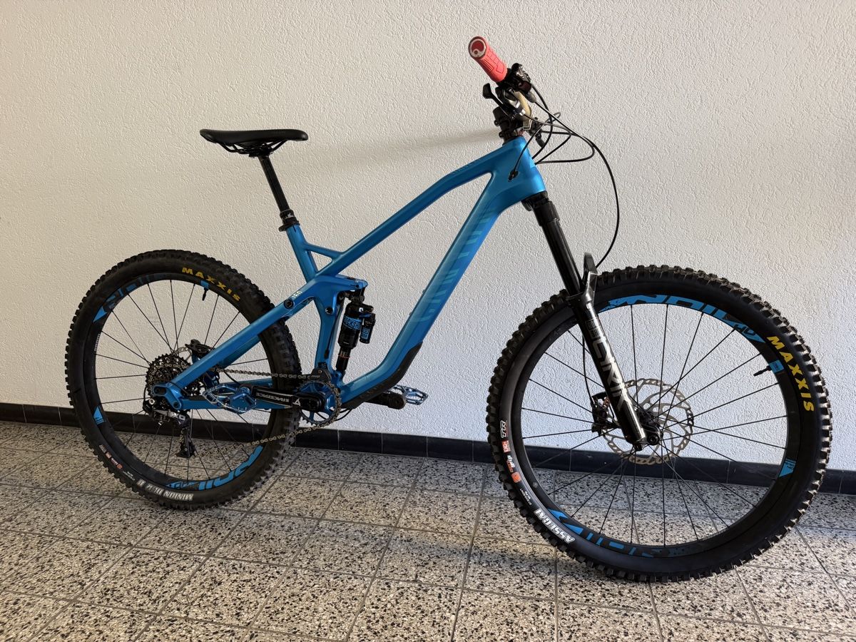 Canyon Biciclette: Canyon Strive CF 160 TOP MTB Carbon – Usato da Stansstad venduto da 91PD