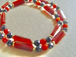 Collier Karneol / Onyx  mit vergoldeten Akzenten
