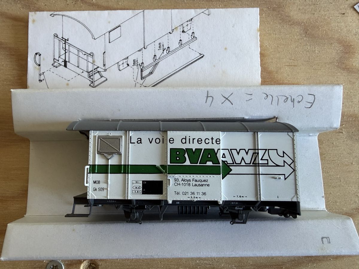 Bemo Modelleisenbahnen: Wagon Bemo MOB BVA  – Defekt aus Morrens VD von YannD02 1
