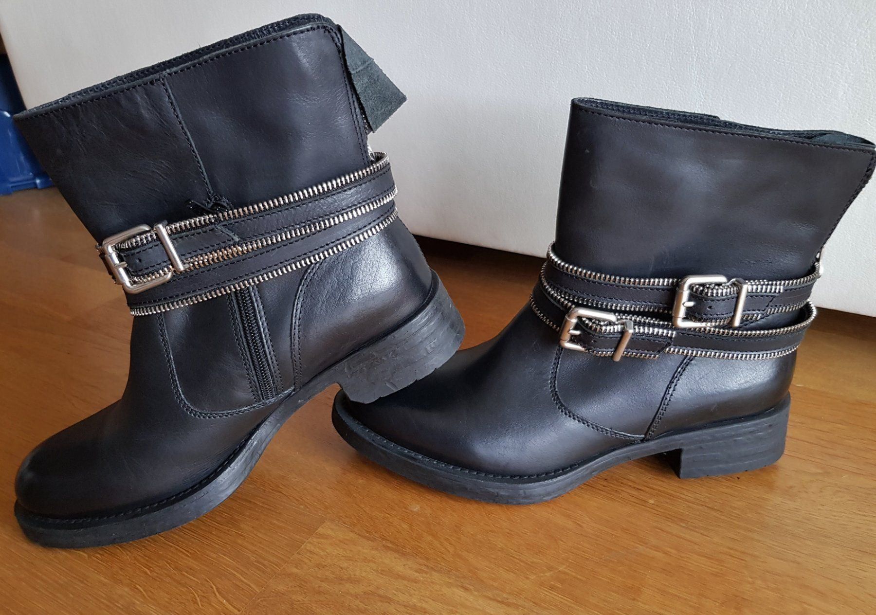 Unisa Scarpe da donna: Lederstiefel von UNISA gr.40 – Nuovo e nell'imballaggio originale da Reinach AG venduto da innamac 1