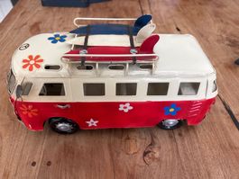 Blechmodell VW Bus mit Surfbrettern rot weiss gebraucht