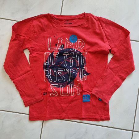 Cooles rotes Langarmshirt Gr. 146/152, guter Zustand