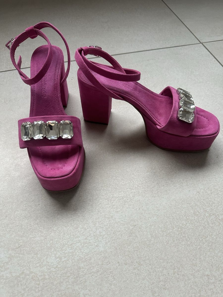 Kennel + Schmenger Chaussures femmes: Sommer Sandalen pink, kennel&schmenger – D'occasion à Eschlikon TG par Sharon_AE 1