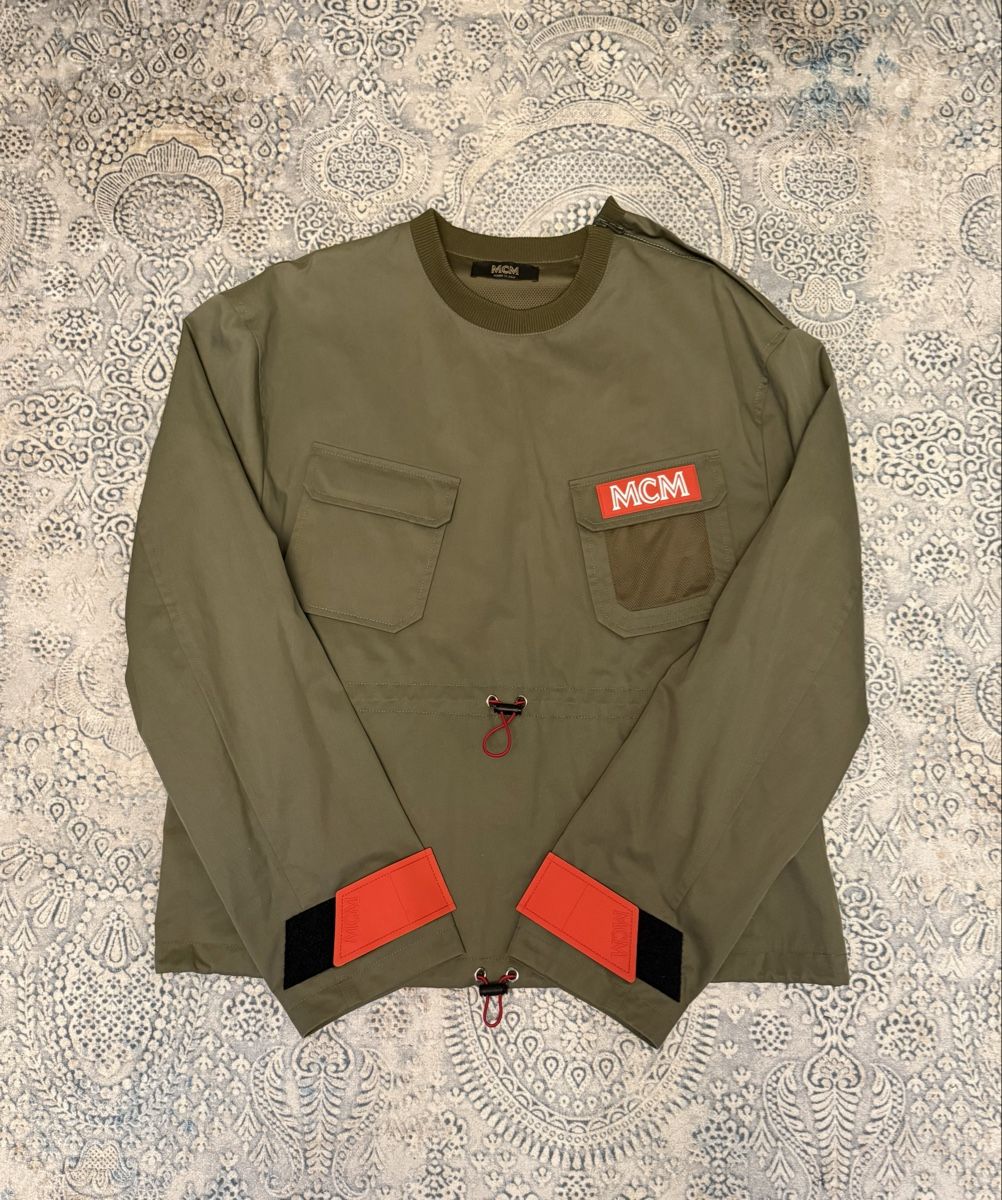 Mcm Vestes: MCM – Neuf (Voir description) à basel par emr_yq5z