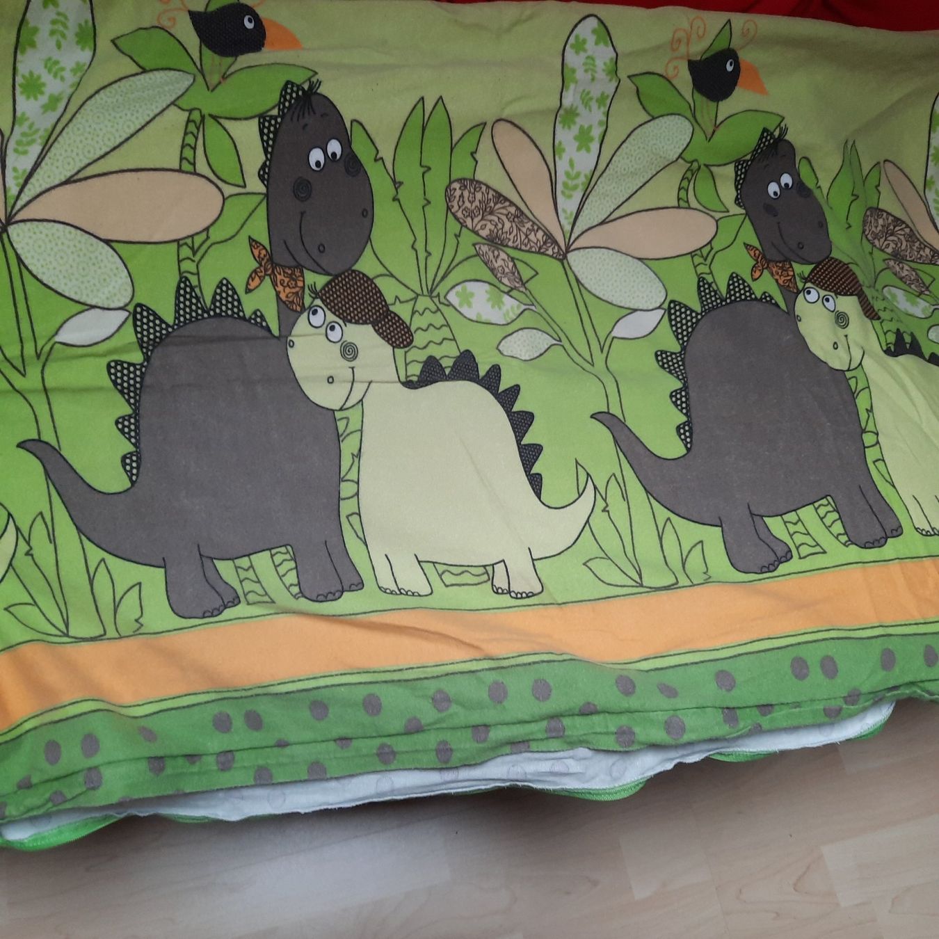 Bettwäsche: Kinder Bettwäsche  Dinosauriern – Gebraucht aus Hinwil von Zom 1