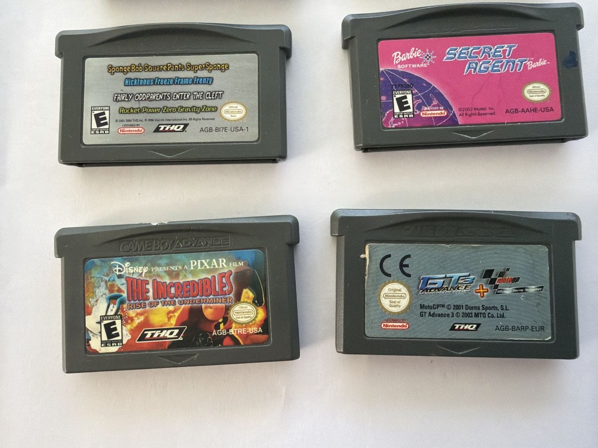Nintendo Giochi:  Nintendo 8 jeux Game Boy Advance – Usato da Echallens venduto da JAR69 2