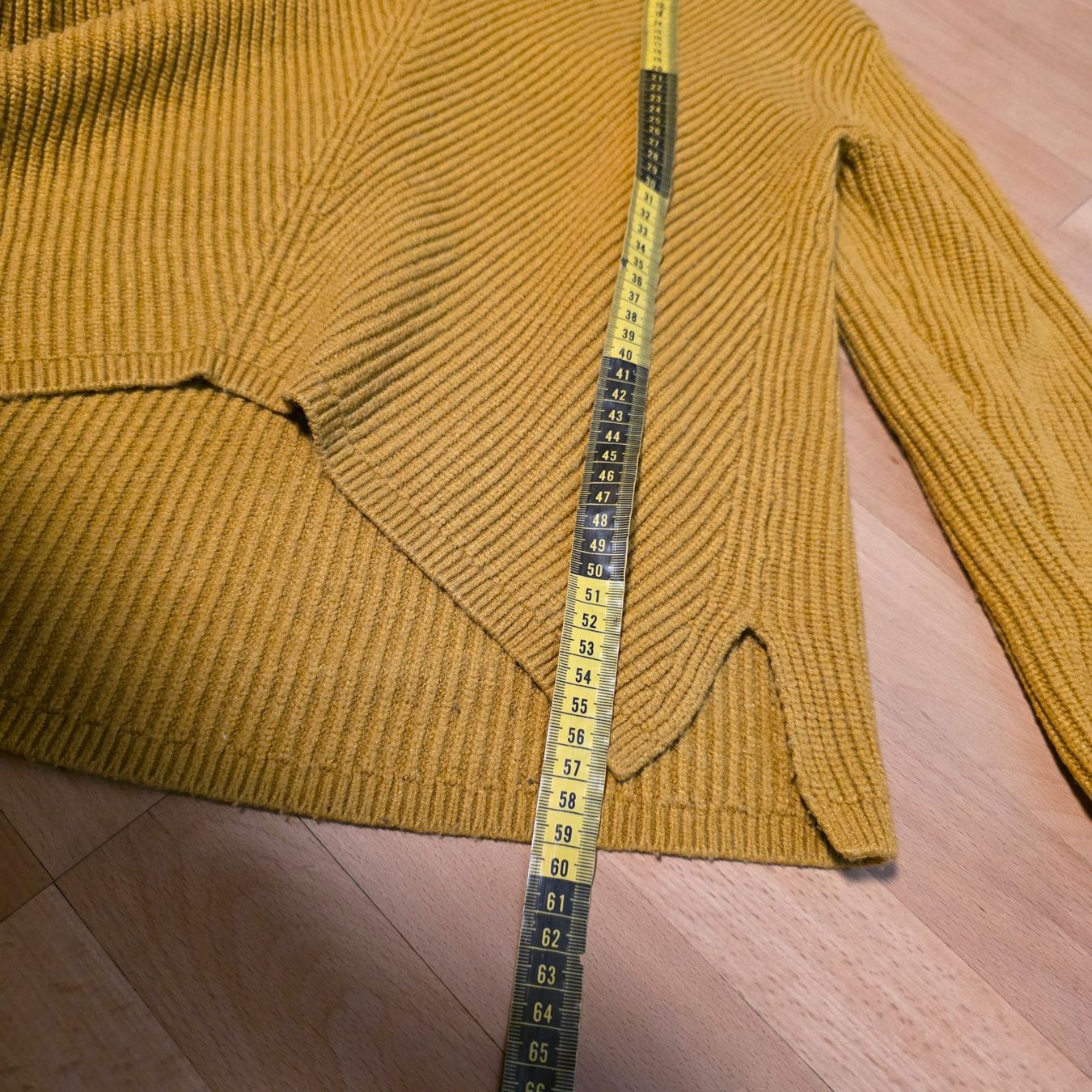 Mango Maglioni & Felpe: Mango asymmetrischer Pullover Ocker M – Usato da Wald ZH venduto da CapLux 9