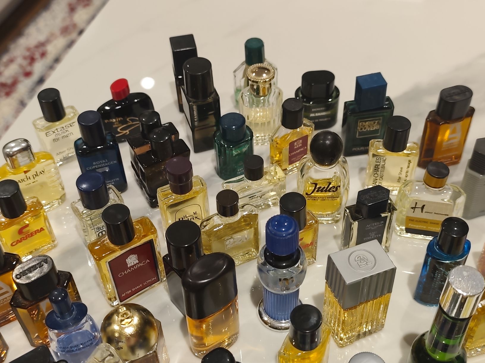 Profumi & Eau de Toilette: Parfume collection miniature vintage – Usato da Männedorf venduto da Ursik_OnlineShop 6