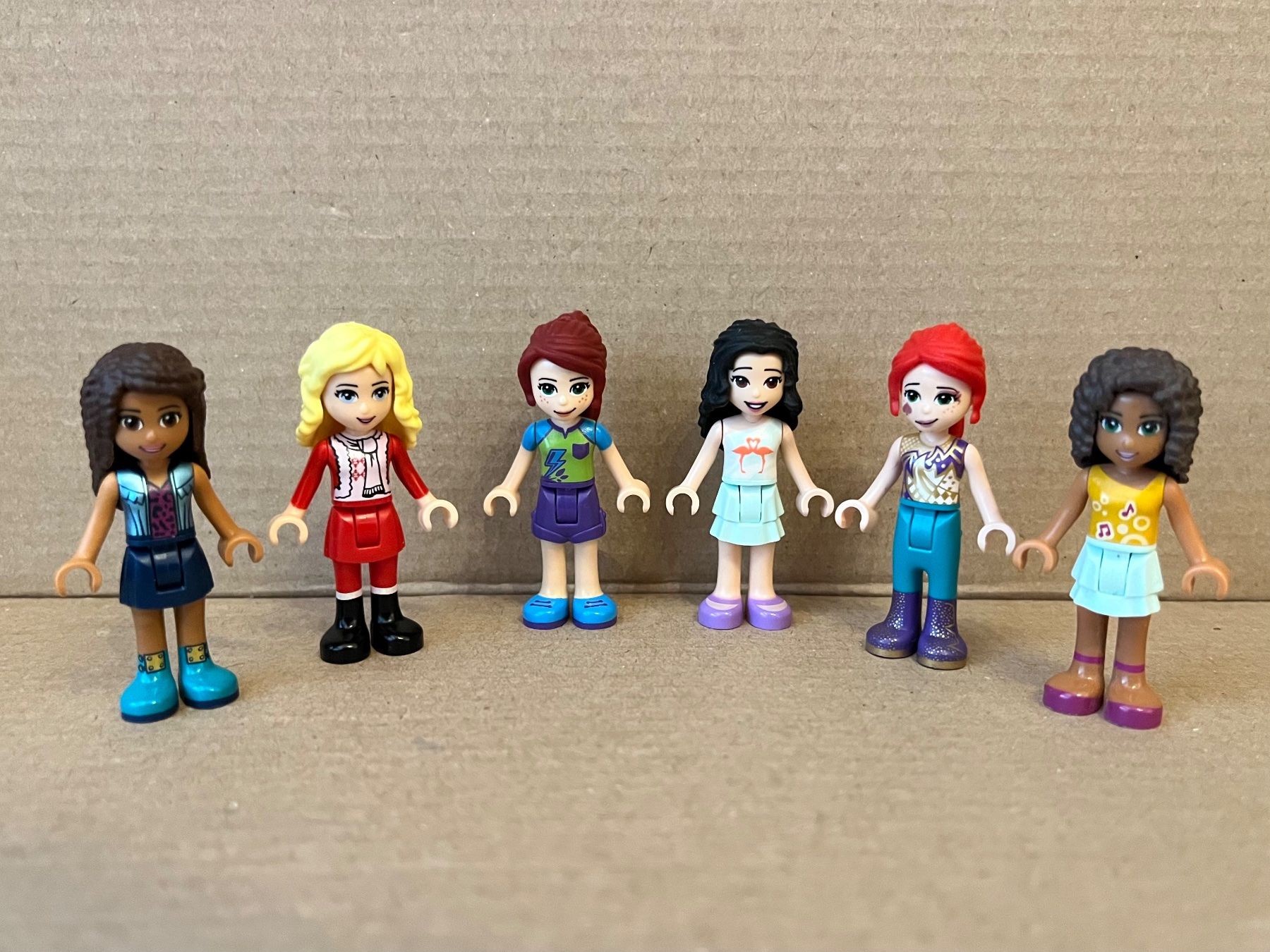 Lego Spielzeuge: Lego Friends 6x Figur, Figuren Mädchen – Gebraucht aus Ostermundigen von bibi511